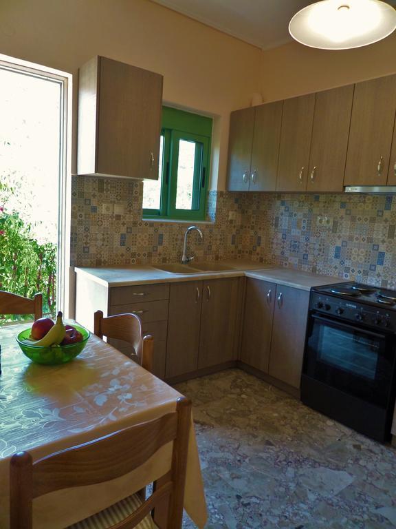 Stamoulis Apartments Agia Efimia Luaran gambar