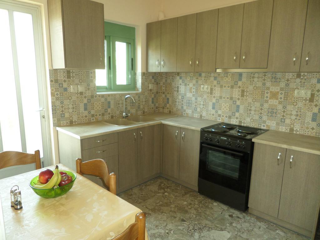 Stamoulis Apartments Agia Efimia Luaran gambar