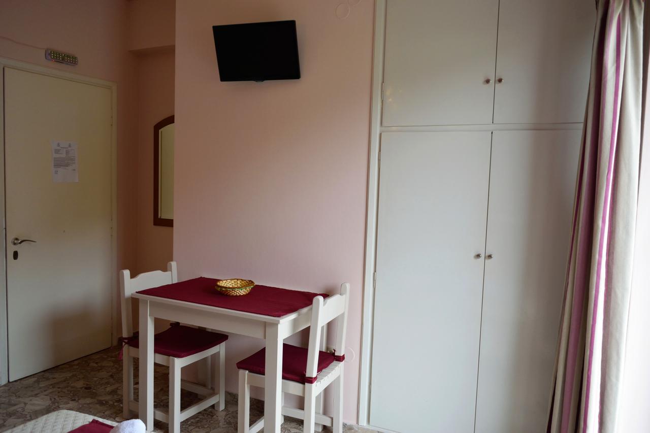 Stamoulis Apartments Agia Efimia Luaran gambar