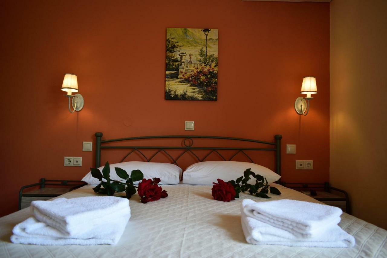 Stamoulis Apartments Agia Efimia Luaran gambar